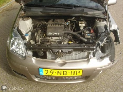 Toyota Yaris - - 1.0 VVT-i Terra - 1