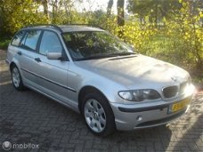 BMW 3-serie Touring - - 318 I airco - cruise. Motor defect ?