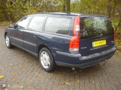 Volvo V70 - - 2.4 I LPG G3 lichte zijschade - 1