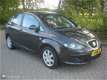 Seat Toledo - - 2.0 TDI 6 bak koppakking defect - 1 - Thumbnail