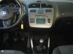 Seat Toledo - - 2.0 TDI 6 bak koppakking defect - 1 - Thumbnail