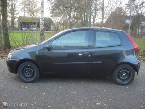 Fiat Punto - - 1.2 Active APK 1-2021 - 1