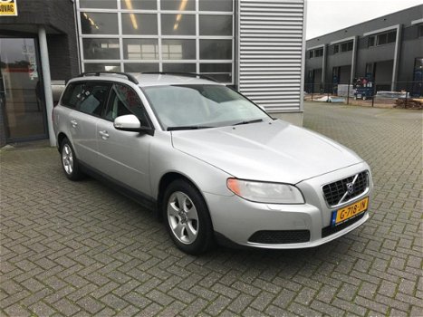 Volvo V70 - 2.0F half leder stoelverwarming - 1