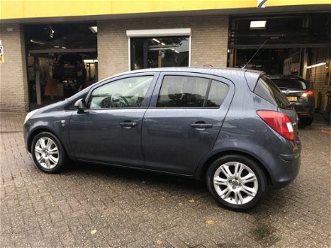 Opel Corsa - 1.2-16V '111' Edition Airco - 1