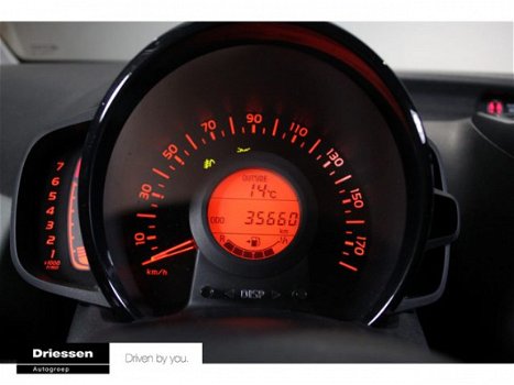 Toyota Aygo - 1.0 VVT-i x-nav (Navigatiesysteem) - 1