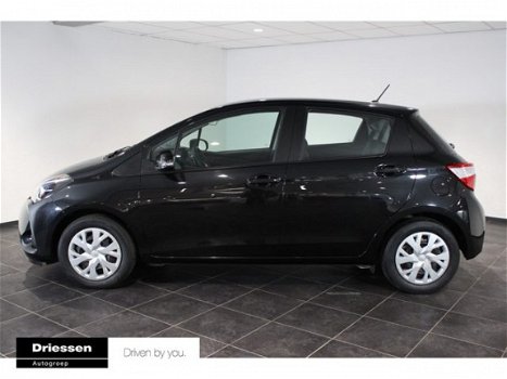 Toyota Yaris - 1.0 VVT-i Energy (Navigatie - Camera - Climate control) - 1