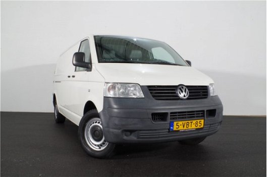 Volkswagen Transporter - 2.5 TDI 340 L2H1. 131PK. 3zit. Airco. Trekhaak. 2.500 kg trekgewicht - 1