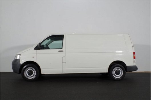 Volkswagen Transporter - 2.5 TDI 340 L2H1. 131PK. 3zit. Airco. Trekhaak. 2.500 kg trekgewicht - 1