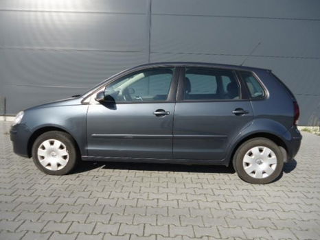 Volkswagen Polo - 1.4-16V Trendline bouwjaar 2008 met nw apk - 1