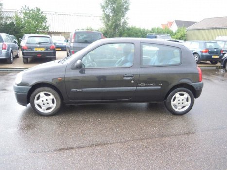 Renault Clio - 1.4-16V Si - 1