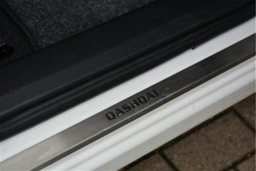 Nissan Qashqai - 1.6 Connect Edition Navigatie, Panoramadak, 18