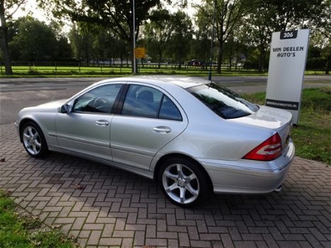 Mercedes-Benz C-klasse - 180 K. Avantgarde Aut. Sport Selection / 106.000 KM - 1