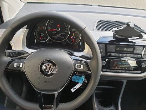 Volkswagen Up! - (1) GP high up BMT 4-deurs 1.0 44 kW / 60 pk Hatchback 5 versn. Hand - 1