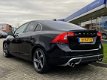 Volvo S60 - T3 150pk R-Design / Dealer onderhouden / Xenon / Navi / Pdc achter / 18 inch / Stoelverw - 1 - Thumbnail