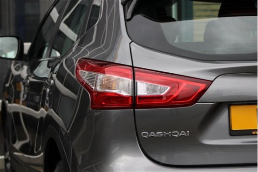 Nissan Qashqai - 1.6 Acenta Climate Control Achteruitrijcamera Navigatie 3-6-12 M Garantie - 1