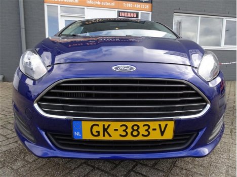 Ford Fiesta - 1.5 TDCi Style Lease Van 1ste Eigenaar met navigatie en carkit en automatische airco - 1