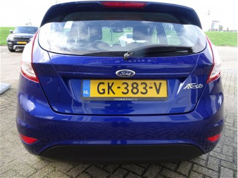 Ford Fiesta - 1.5 TDCi Style Lease Van 1ste Eigenaar met navigatie en carkit en automatische airco - 1