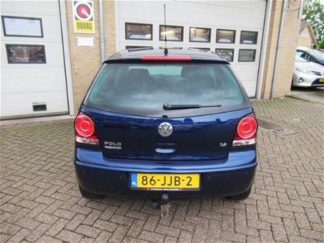 Volkswagen Polo - 1.4-16V Comfortline Airco, Cruise, PDC - 1