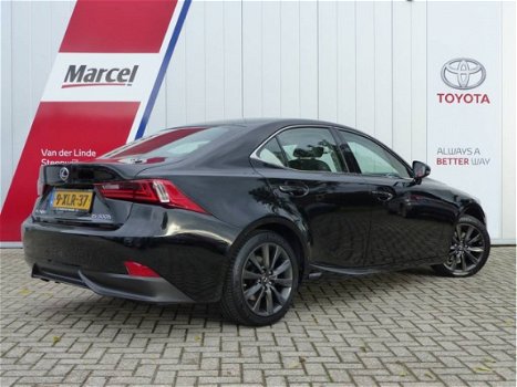 Lexus IS - 300h 25th Edition Navi Clima Cruise NL Auto - 1