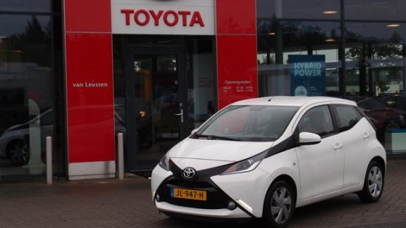 Toyota Aygo - 5DRS X-PLAY AIRCO CAMERA NL-AUTO - 1