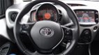 Toyota Aygo - 5DRS X-PLAY AIRCO CAMERA NL-AUTO - 1 - Thumbnail