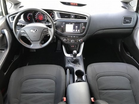 Kia Cee'd - 1.6 GDi First Edition - 1