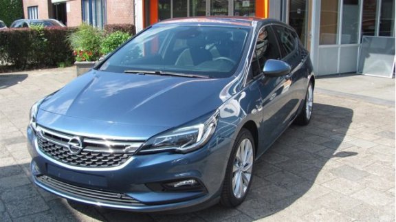 Opel Astra - 1.4Turbo Innovation Nav.Climat.Cruis - 1