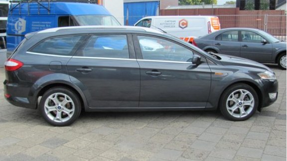 Ford Mondeo Wagon - 2.0-16V Titanium - 1