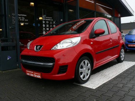 Peugeot 107 - 1.0-12V Urban Move 5Drs Airco Toerenteller Elec Pakket Nieuwe Apk - 1