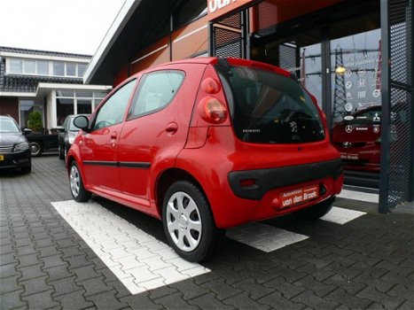 Peugeot 107 - 1.0-12V Urban Move 5Drs Airco Toerenteller Elec Pakket Nieuwe Apk - 1