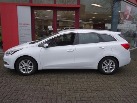 Kia Cee'd - 1.6i 20th Anniversary Navigation - 1