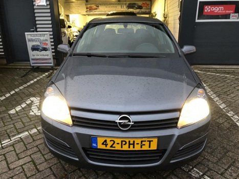 Opel Astra - 1.8 Enjoy Automaat 5-deurs clima elektrische ramen+spiegels parkeersensoren apk 15-10-2 - 1
