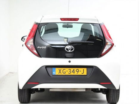 Toyota Aygo - 1.0 VVT-i x-fun - Airco - Bluetooth - 1