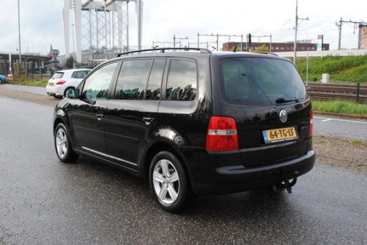 Volkswagen Touran - 1.9 TDI Business DSG Automaat, ZEER NETJES, APK - 1