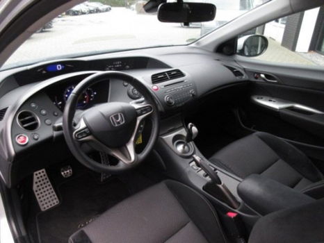 Honda Civic - TYPE S 1.8I-VTEC ADVANTAGE, Clima, Cruise, Pdc, 18inch, Alcantara - 1