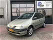 Renault Mégane Scénic - 2.0 RT AIRCO, APK 19-06-2020, Trekhaak, NAP - 1 - Thumbnail