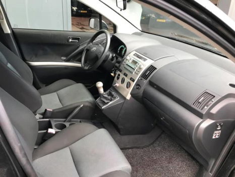 Toyota Corolla Verso - 1.6 VVT-i Terra APK / NAP / AIRCO/ PDC / ZEER NETTE AUTO - 1