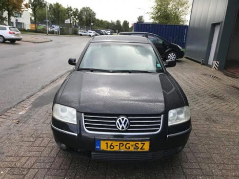 Volkswagen Passat - 2.0-20V Arctic APK/AIRCO/NAP/5drs/elekt ramen/meeneemprijs - 1