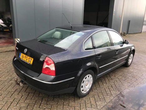 Volkswagen Passat - 2.0-20V Arctic APK/AIRCO/NAP/5drs/elekt ramen/meeneemprijs - 1