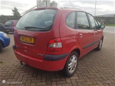 Renault Scénic - 1.6-16V Expression AUTOMAAT € 799,