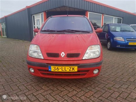 Renault Scénic - 1.6-16V Expression AUTOMAAT € 799, - 1