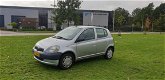 Toyota Yaris - 1.0-16V VVT-i YORIN Dealer onderhouden nieuwe apk lage km stand aantoonbaar 5 deurs - 1 - Thumbnail