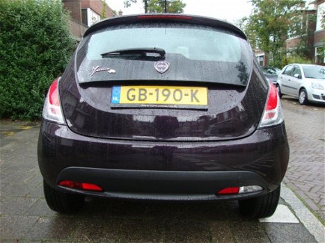 Lancia Y(psilon) - 0.9 TwinAir Elefantino Plus 1ste eigenaar - 1