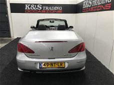 Peugeot 307 CC - 2.0-16V met leder interieur