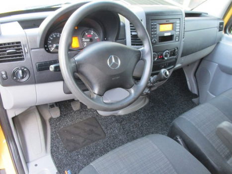 Mercedes-Benz Sprinter - 210 CDI 96 pk L2 H2 | Handgeschakeld, Airco, Cruise-Control, Bluetooth, Rad - 1