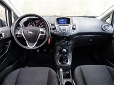 Ford Fiesta - 1.0 Style Airco Navi Cruise BlueTooth