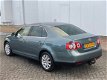 Volkswagen Jetta - 2.0 FSI Highline 150PK Automaat/Navi/Clima NAP - 1 - Thumbnail