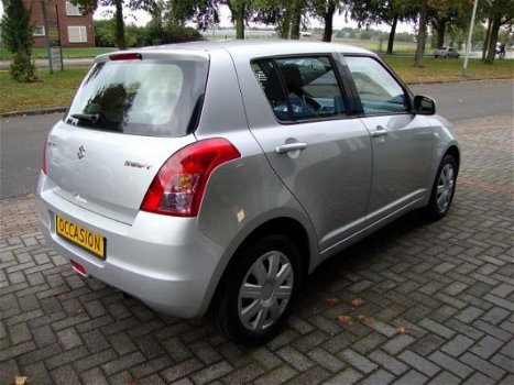 Suzuki Swift - 1300 5 DEURS 5 x Swift 3 en 5 deurs - 1