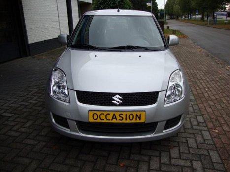 Suzuki Swift - 1300 5 DEURS 5 x Swift 3 en 5 deurs - 1