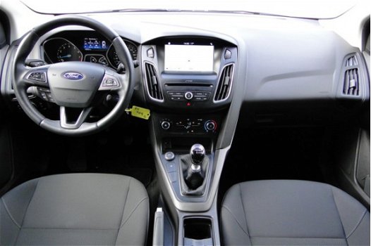 Ford Focus Wagon - 1.0 125pk Wagon Lease Edition NAVI/PDC - 1